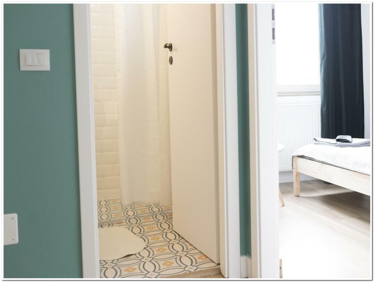 Spacious, Lovely, Bright Apartment In The Old Town 부쿠레슈티 외부 사진